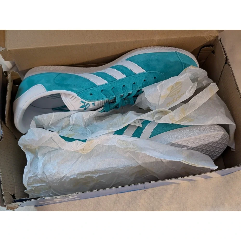 Adidas Originals Gazelle Hi-Res Aqua White Suede Sneakers EE5510 Mens 9 NEW